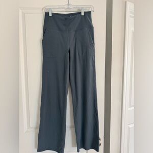 GAIAM yoga pants with pockets